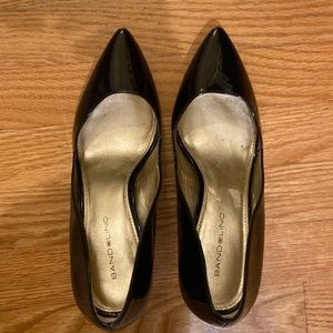 Bandolino patent leather heels
